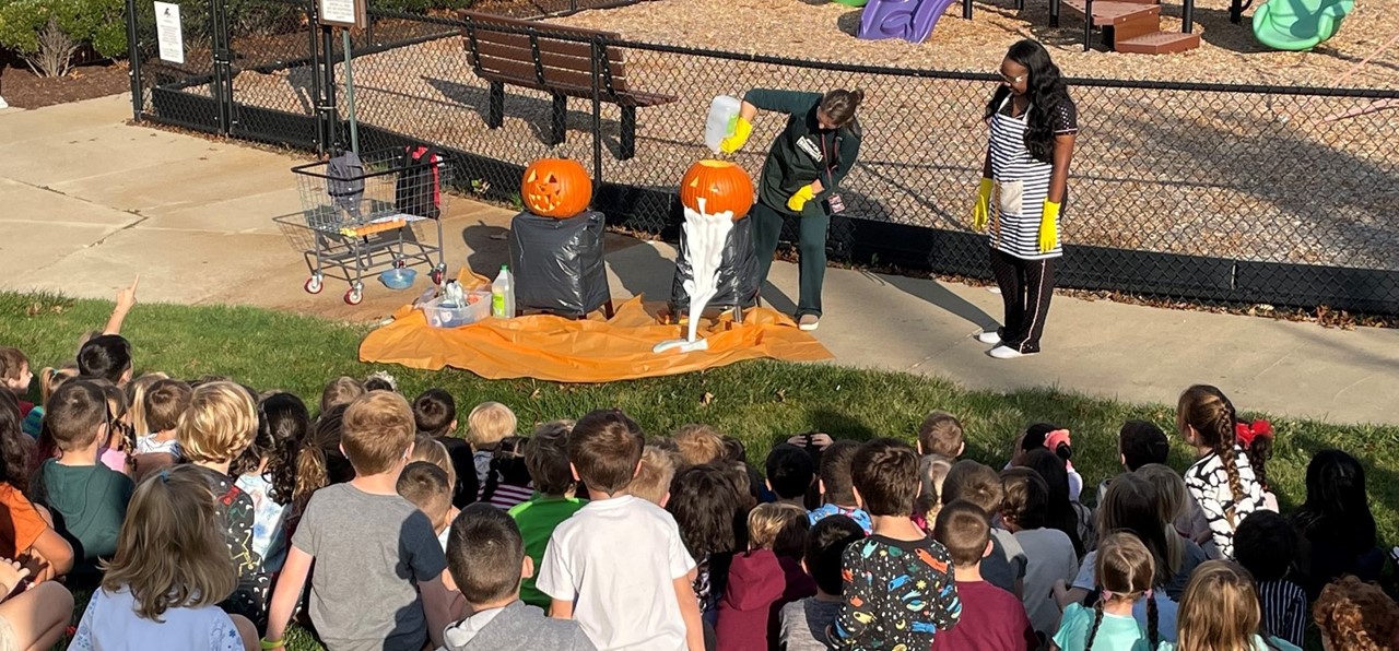 Photo of Kindergarten Pumpkin Experiment