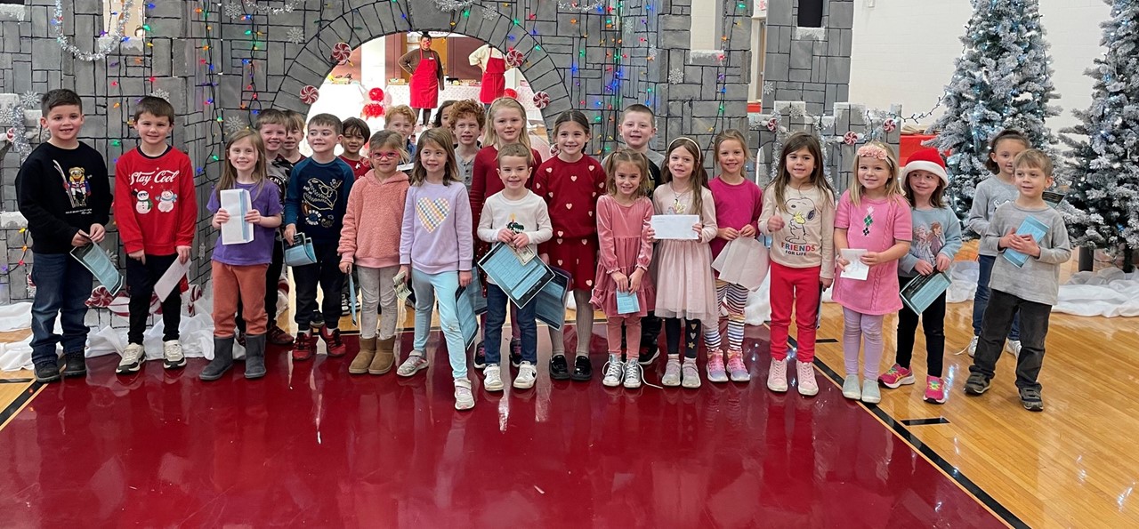 Mrs. Baruxes&#39; Kindergartners shop for loved ones at Snowflake Palace