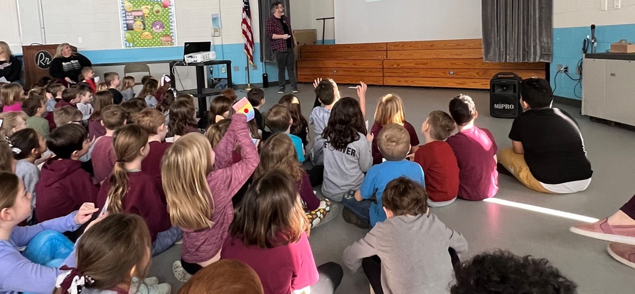 Author Bill Cotter visits Goldwood for a presentation